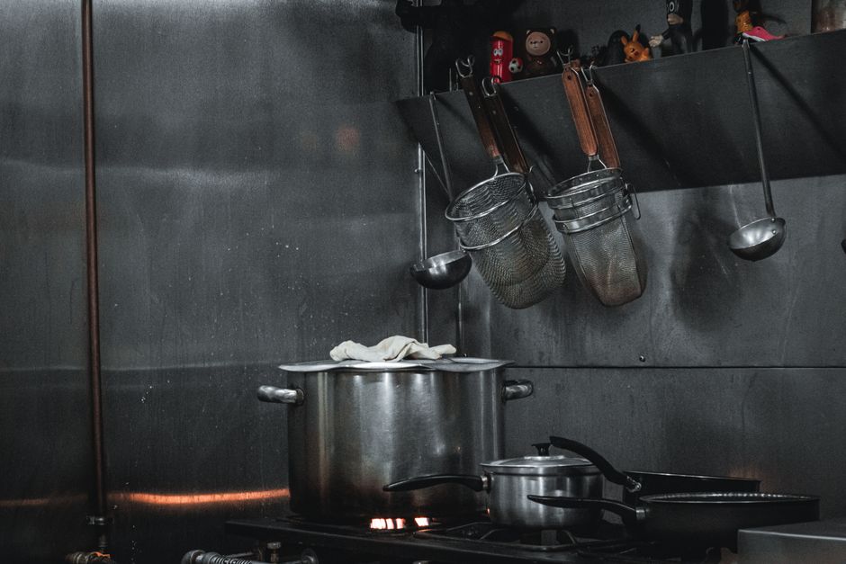What is the best 5-ply stainless steel cookware set for home cooks?