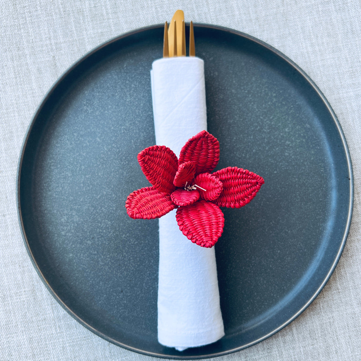 Red Hibiscus Flower Napkin Ring – Table Decor Colombia