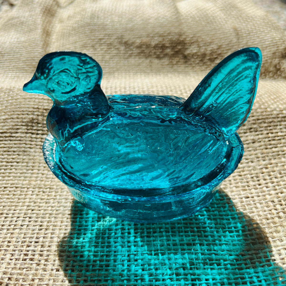Nesting Hen Bowl & Lid -TURQUOISE | Hand Blown Glass -Colombia