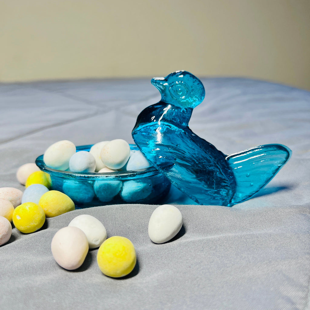 Nesting Hen Bowl & Lid -TURQUOISE | Hand Blown Glass -Colombia