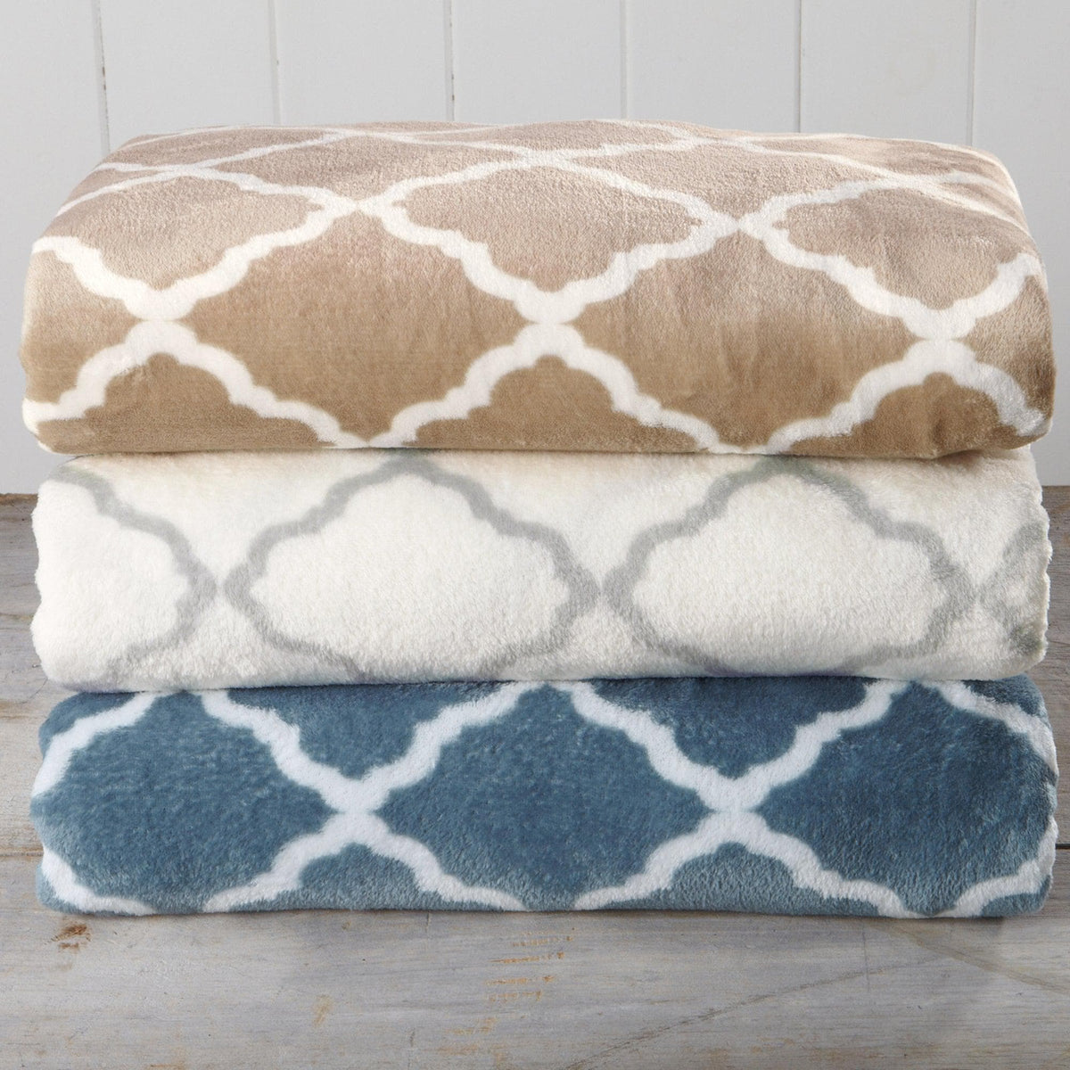 Printed Plush Sheet - Velvet Luxe Lattice Collection