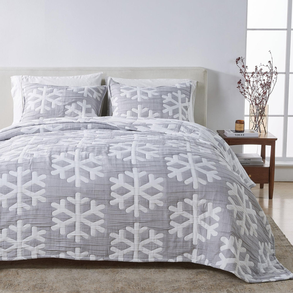 Matelassé Snowflake Quilt Set - Nino Collection (Quilts & Comforters) - view 7